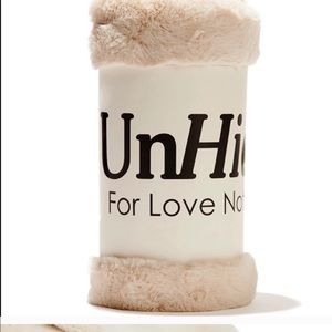 Unhide Lil Marshmallow Blanket